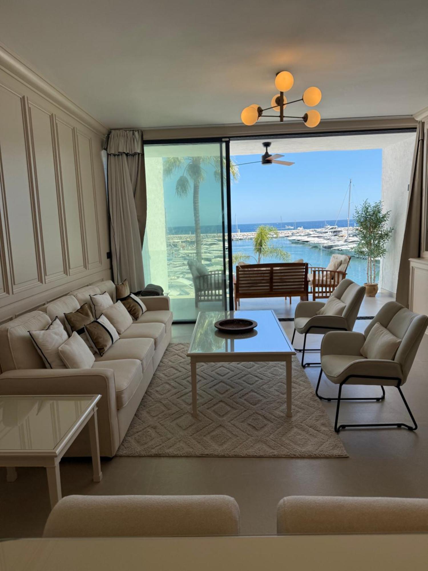 241 Puerto Banus Front Line Apartamento *